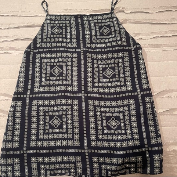 ❤️2/$15 or 3/$21❤️ Loft Spaghetti Strap Blouse, Size Extra Small - Picture 1 of 10